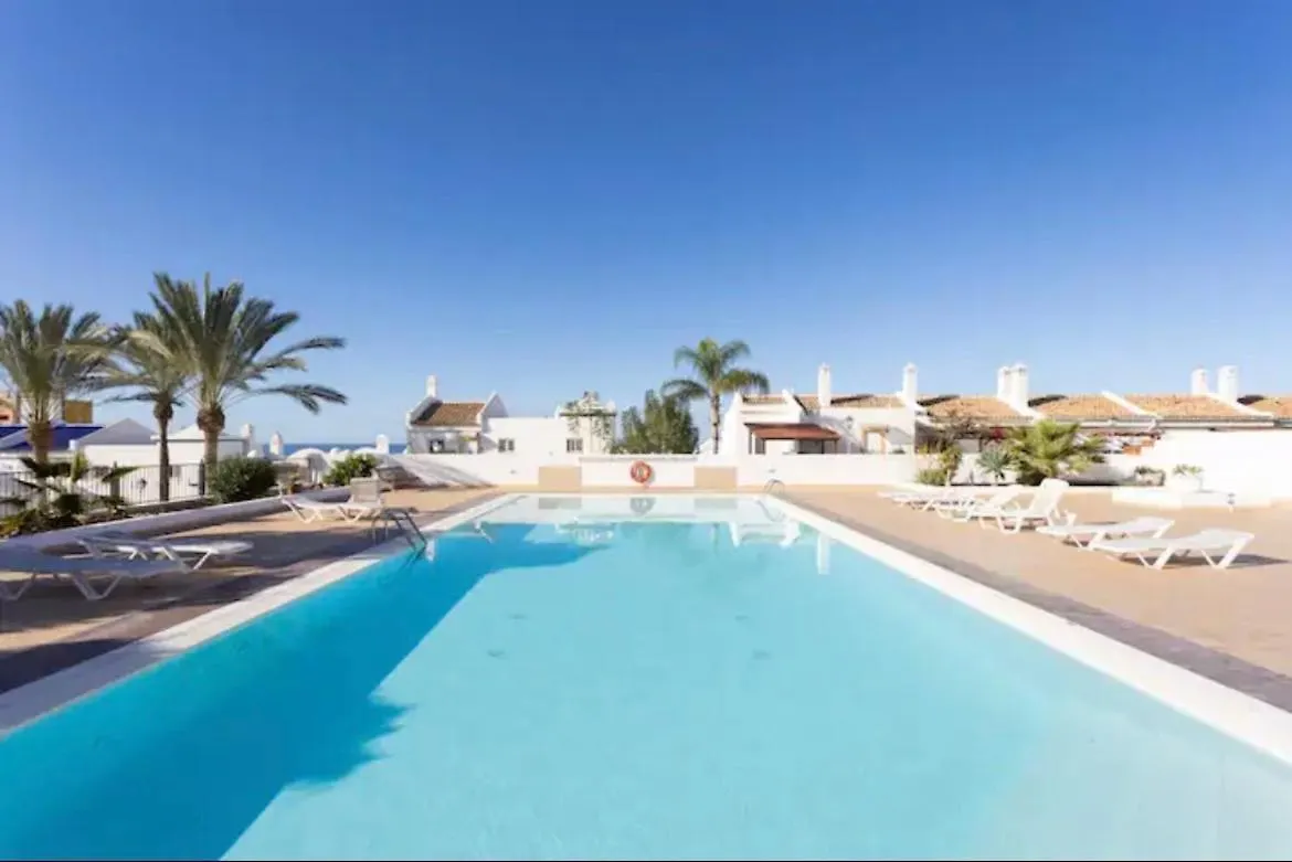 New Seaview Apartment - Playa Paraiso location
